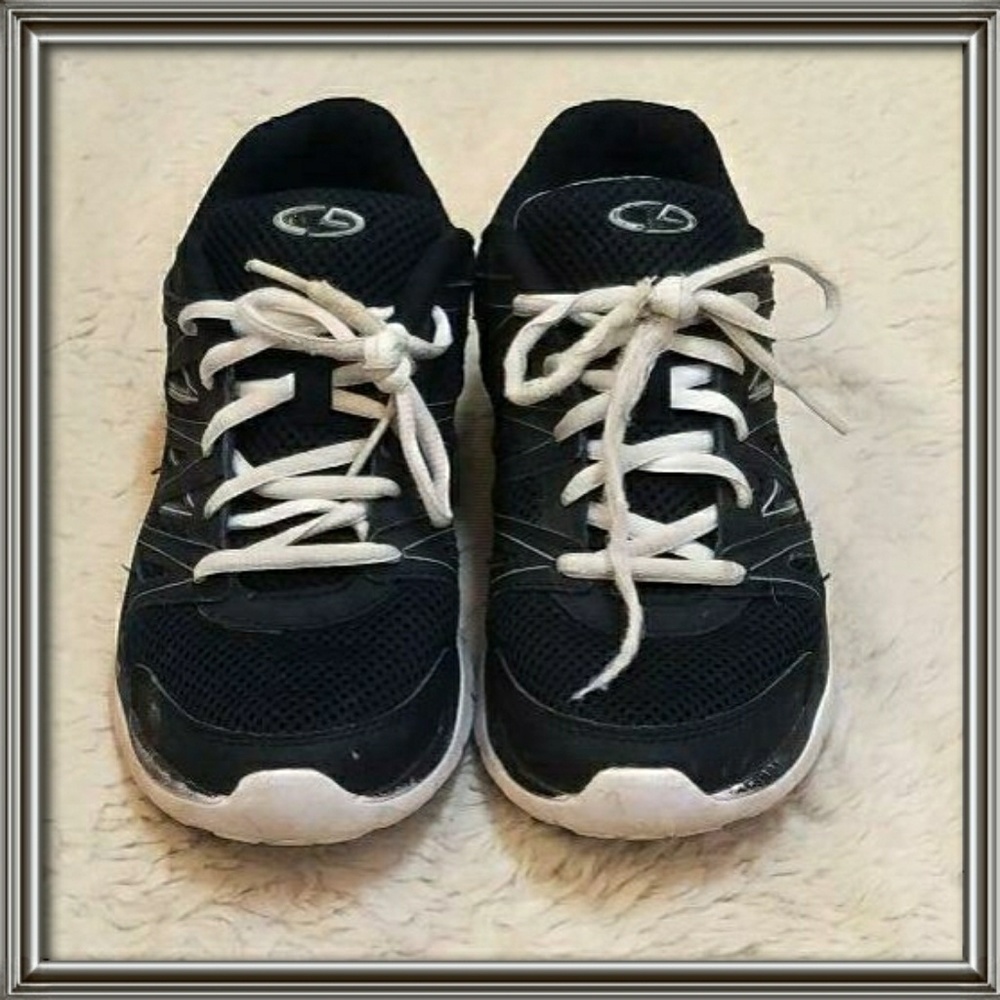 Boys size 7 Champion sneakers.